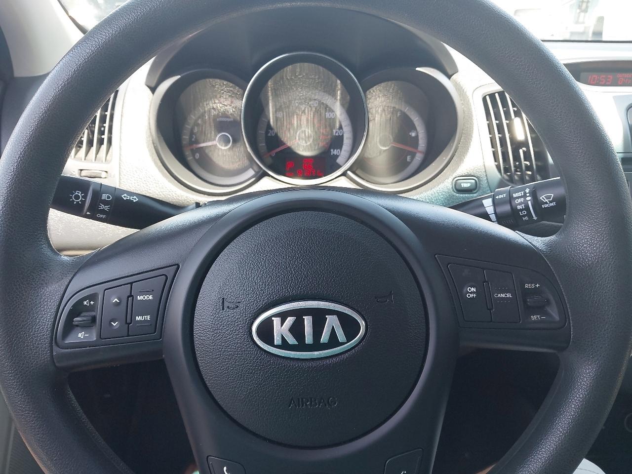 Kia Forte 4dr Sdn Auto EX 2013