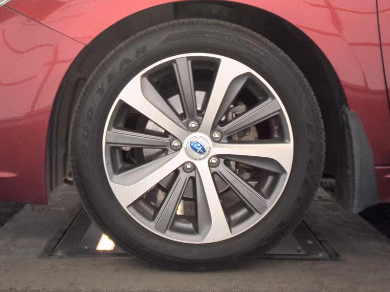 Subaru Legacy 2.5i Limited 2017