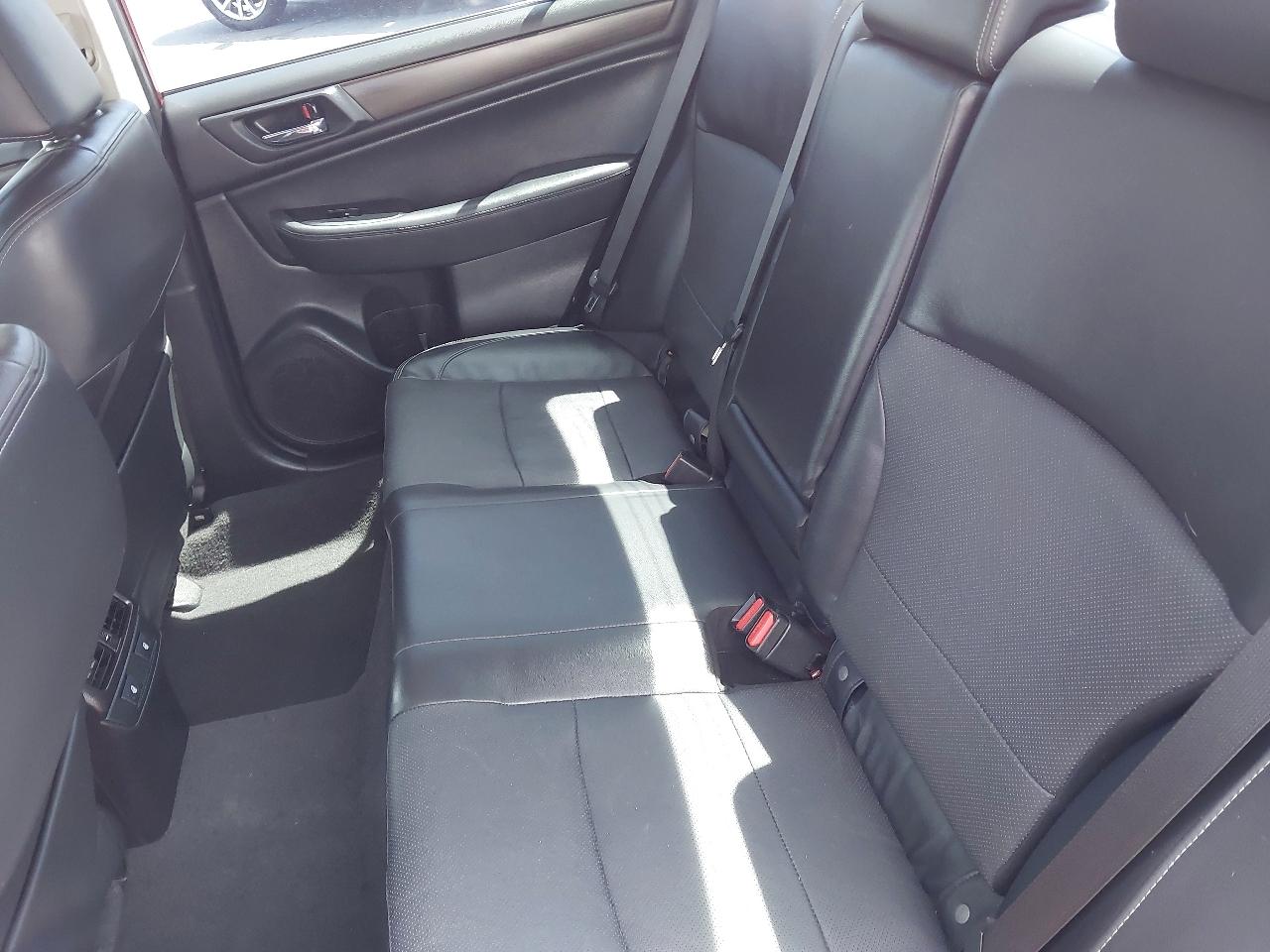 Subaru Legacy 2.5i Limited 2017
