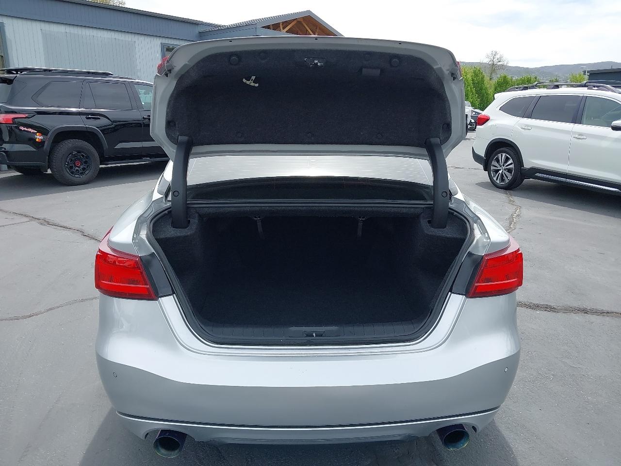 Nissan Maxima Platinum 3.5L 2017