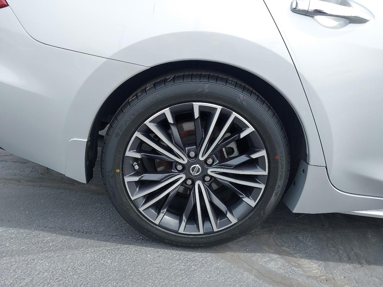 Nissan Maxima Platinum 3.5L 2017