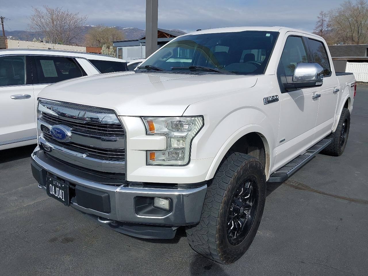 Ford F-150 4WD SuperCrew 145" Lariat 2016
