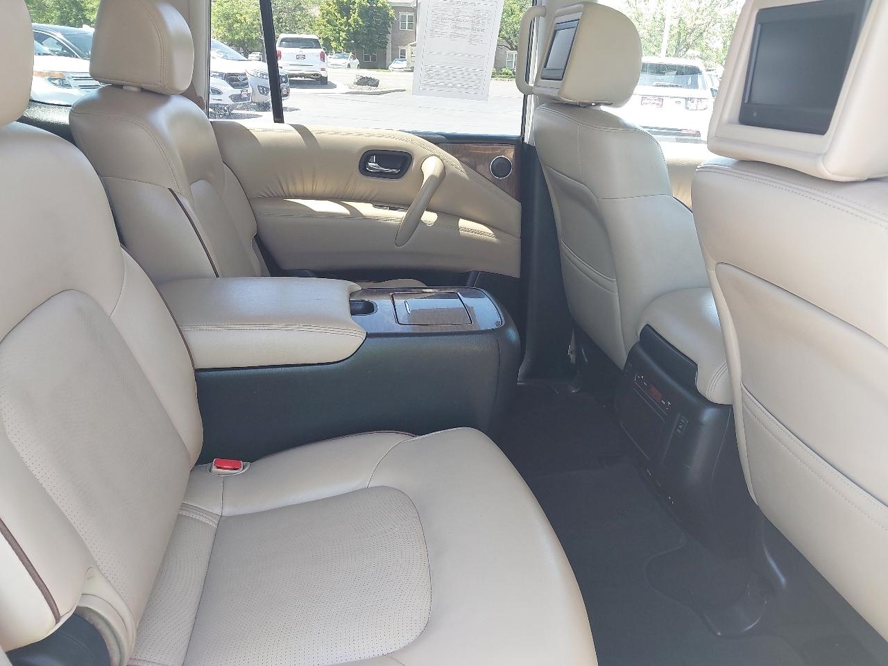 2017 Nissan Armada Platinum - Photo 17