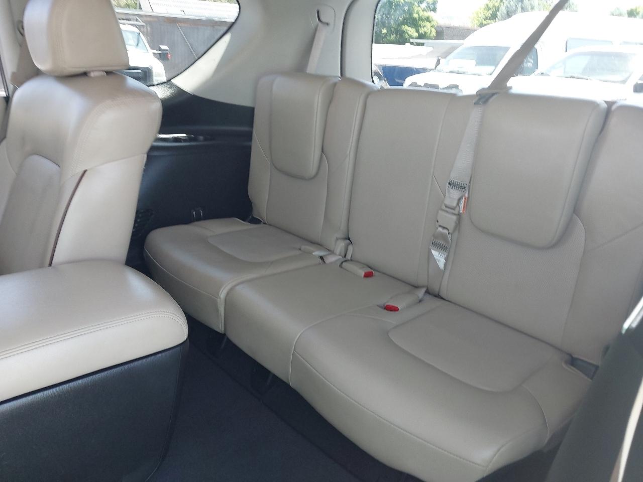 2017 Nissan Armada Platinum - Photo 22