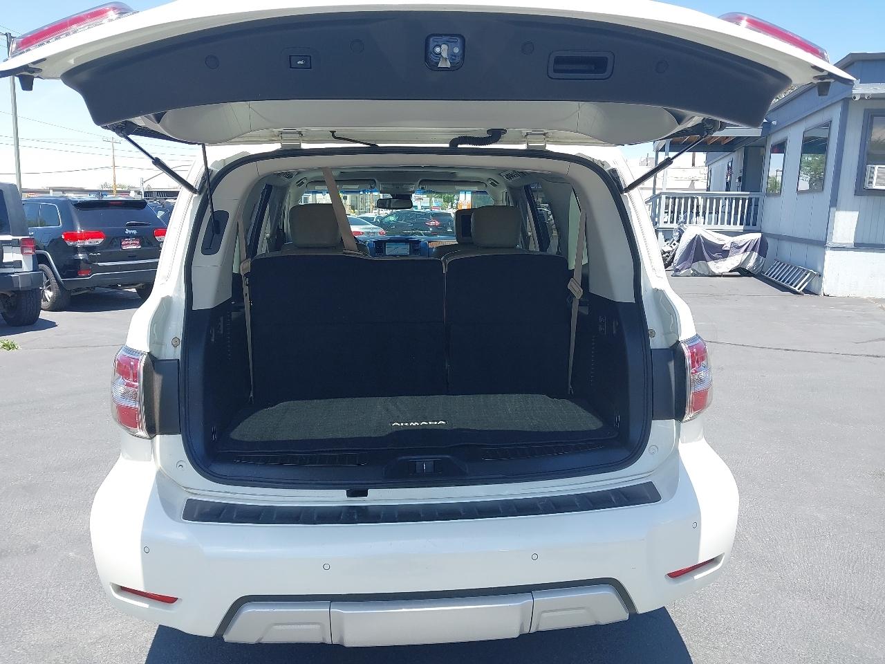 2017 Nissan Armada Platinum - Photo 23