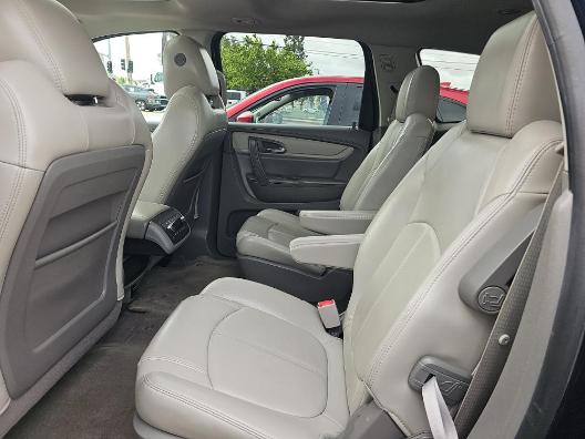 Chevrolet Traverse AWD 4dr LT w/2LT 2015