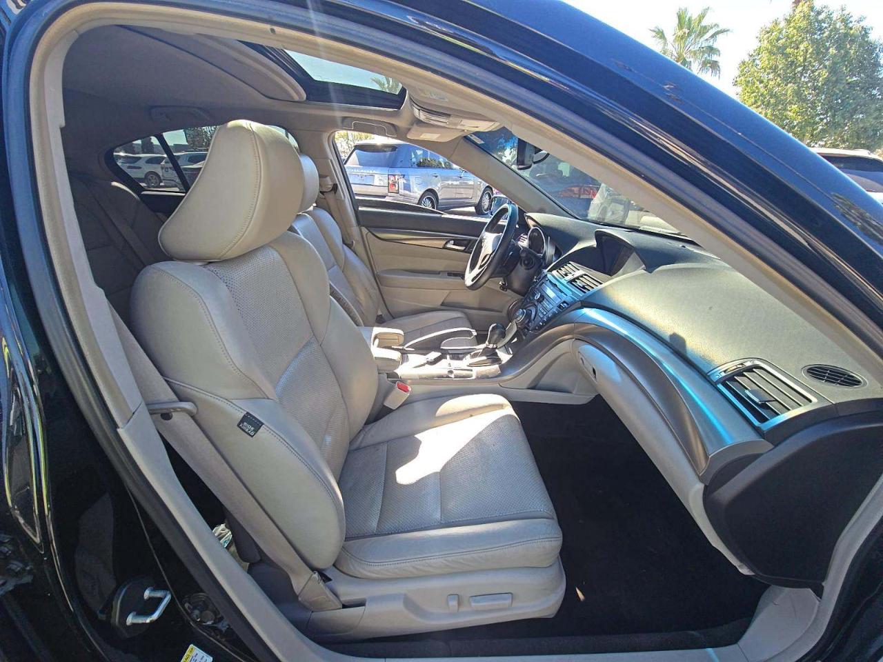 Acura TL 4dr Sdn Auto 2WD Tech 2014