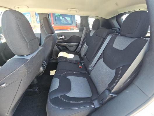 Jeep Cherokee 4WD 4dr Latitude 2014