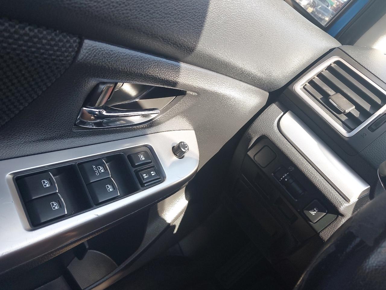 Subaru Crosstrek 5dr CVT 2.0i Premium 2016