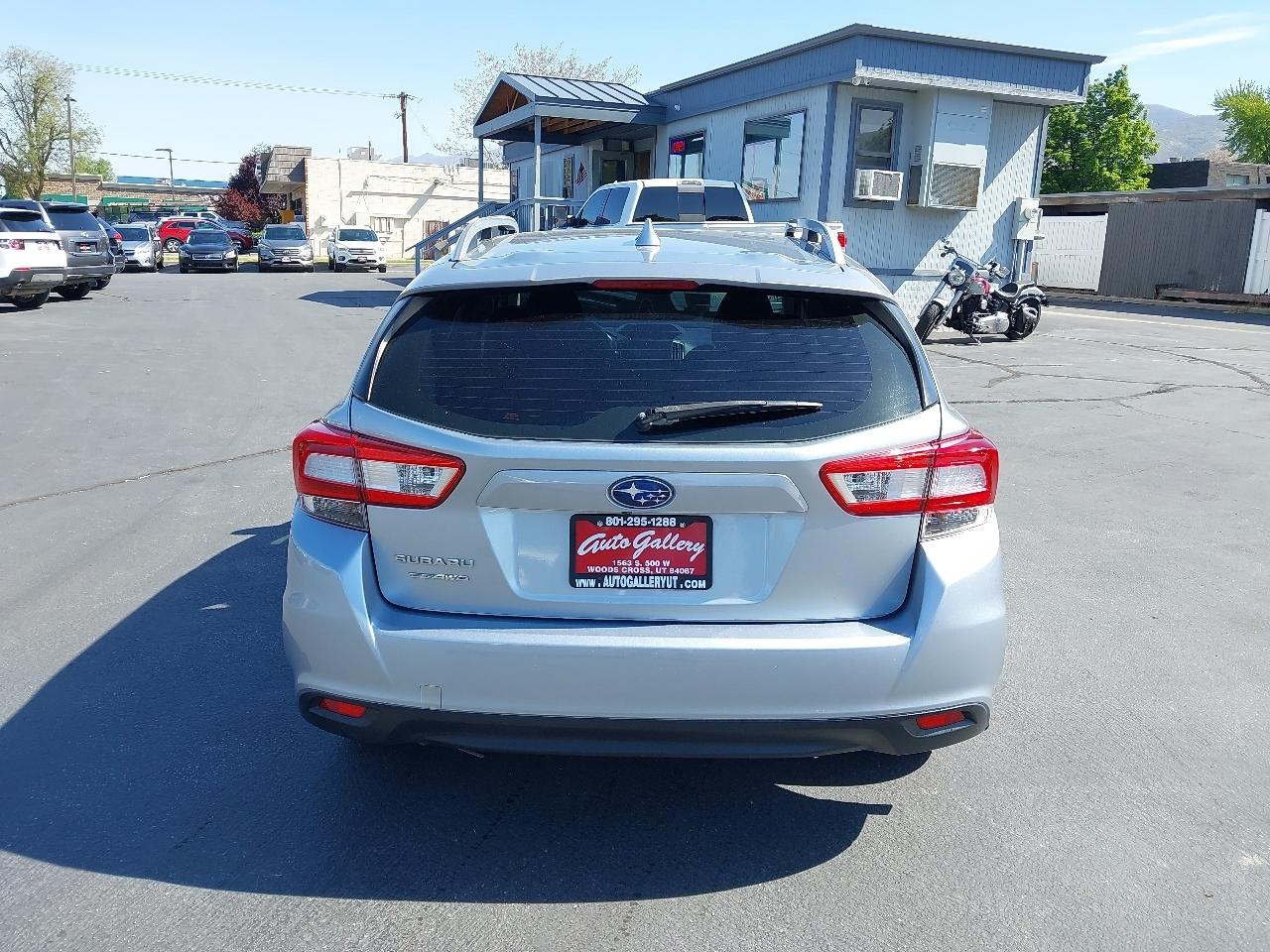 Subaru Impreza 2.0i Premium 5-door CVT 2017