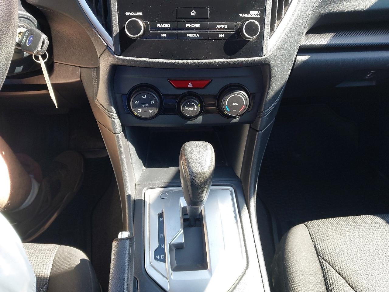 Subaru Impreza 2.0i Premium 5-door CVT 2017