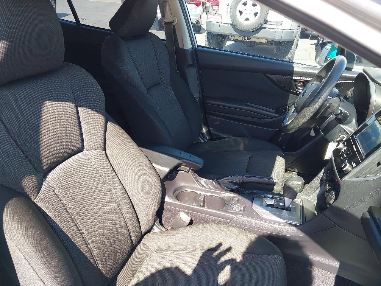 Subaru Impreza 2.0i Premium 5-door CVT 2017