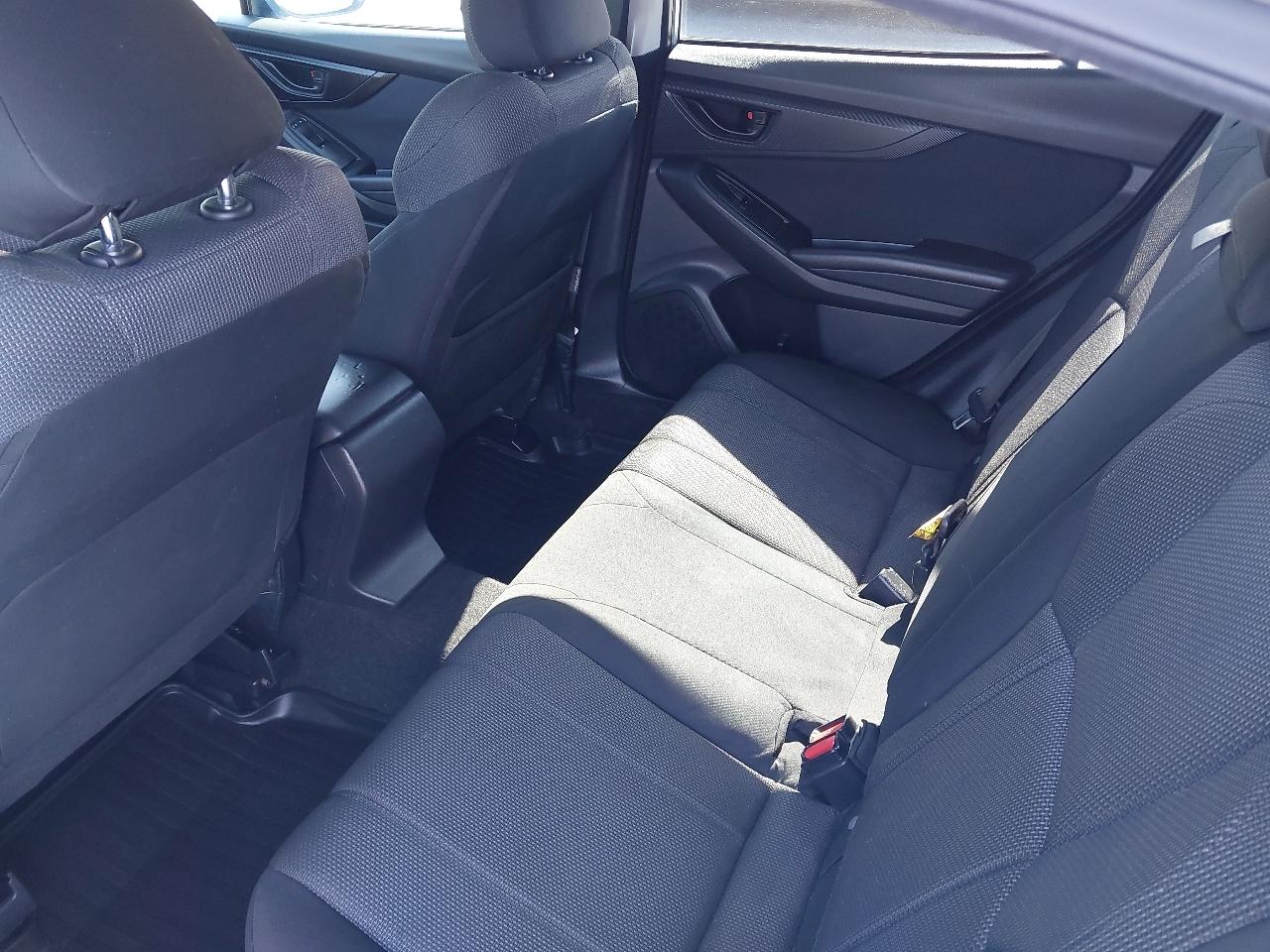 Subaru Impreza 2.0i Premium 5-door CVT 2017