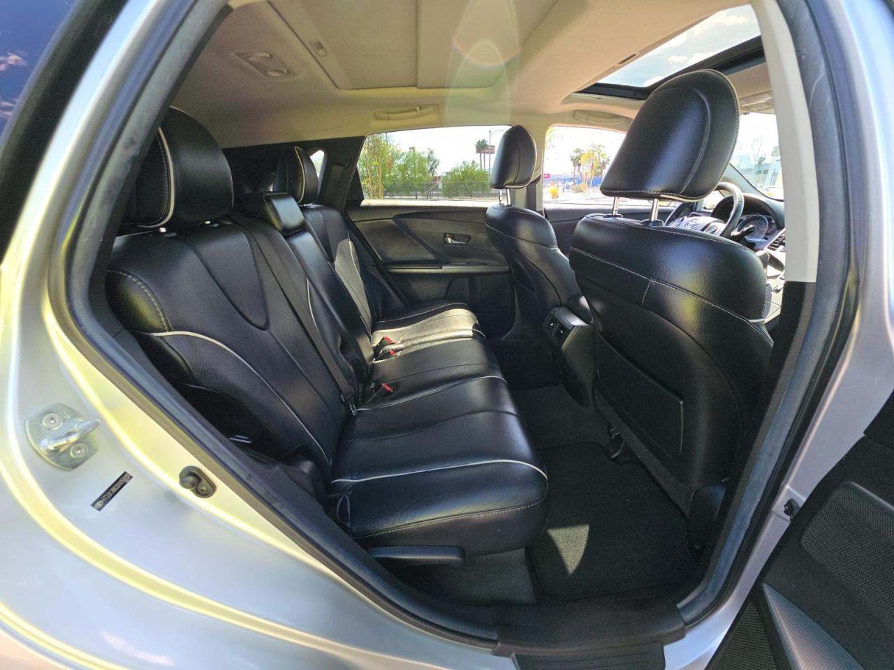 Toyota Venza 4dr Wgn V6 FWD Limited (Natl) 2013