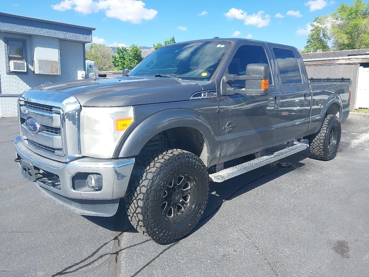 Ford Super Duty F-250 SRW 4WD Crew Cab 156" Lariat 2012