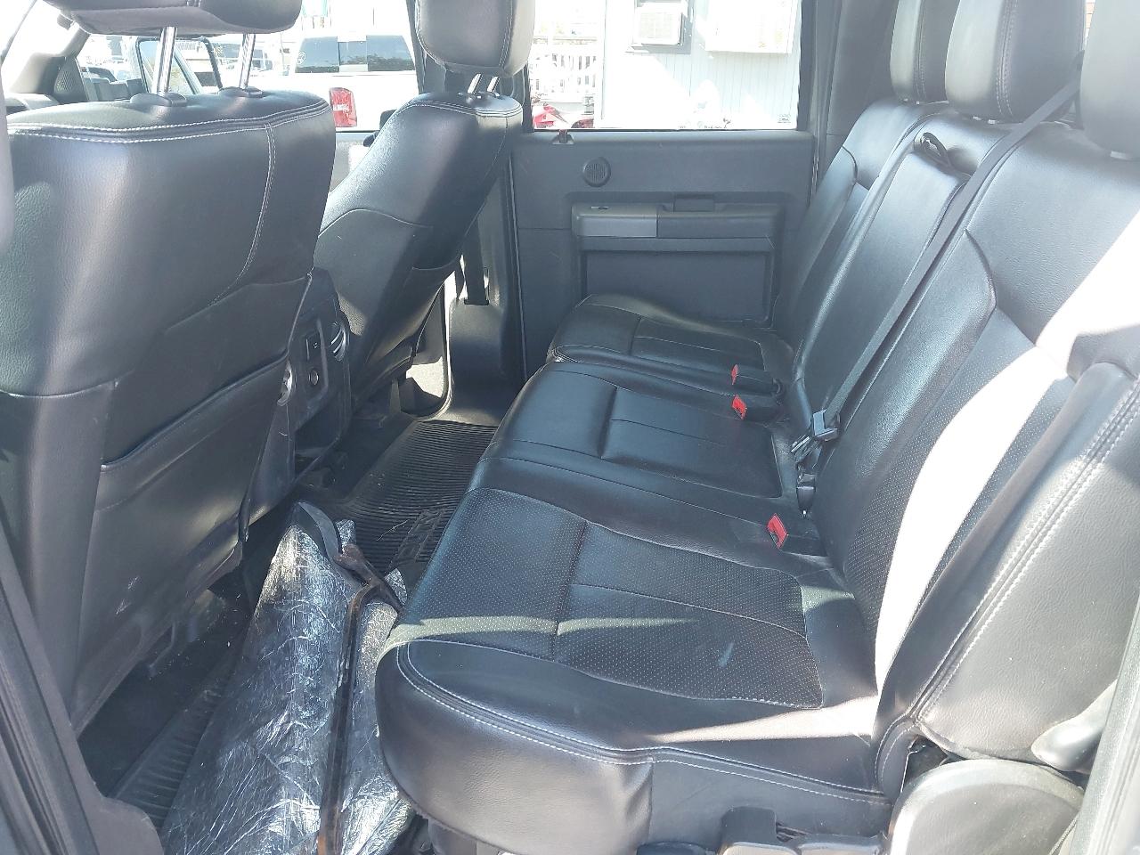 Ford Super Duty F-250 SRW 4WD Crew Cab 156" Lariat 2012