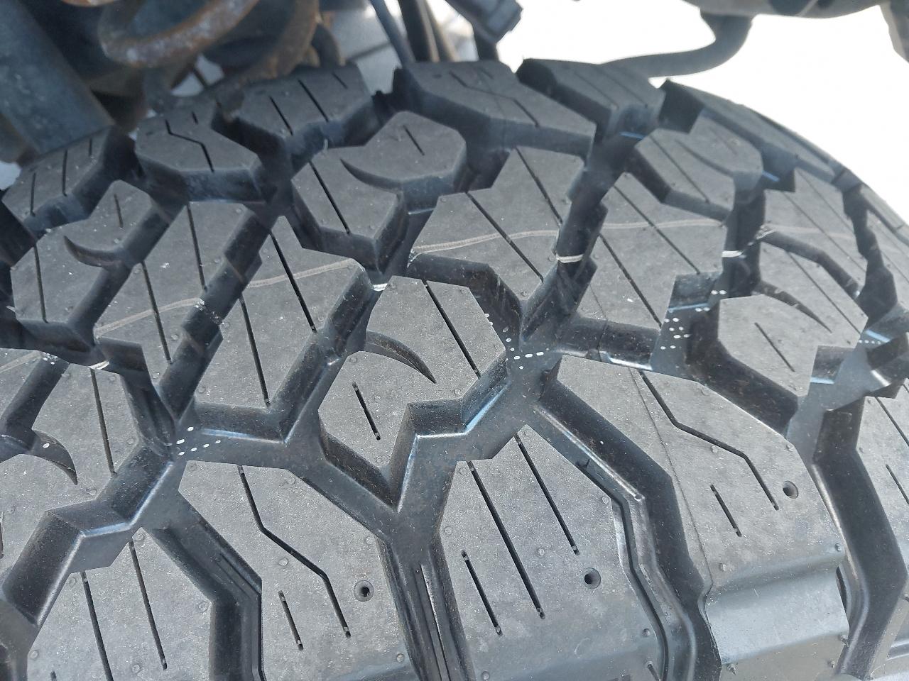 Ford Super Duty F-250 SRW 4WD Crew Cab 156" Lariat 2012