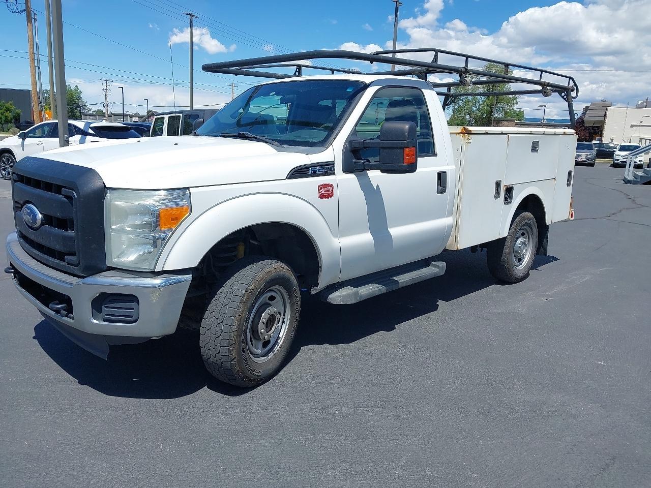 Ford Super Duty F-250 SRW 4WD Reg Cab 137" XLT 2012