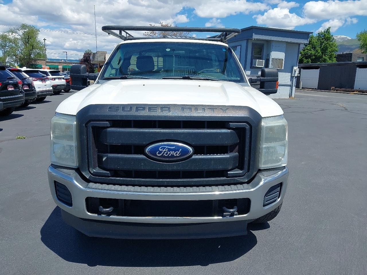 Ford Super Duty F-250 SRW 4WD Reg Cab 137" XLT 2012