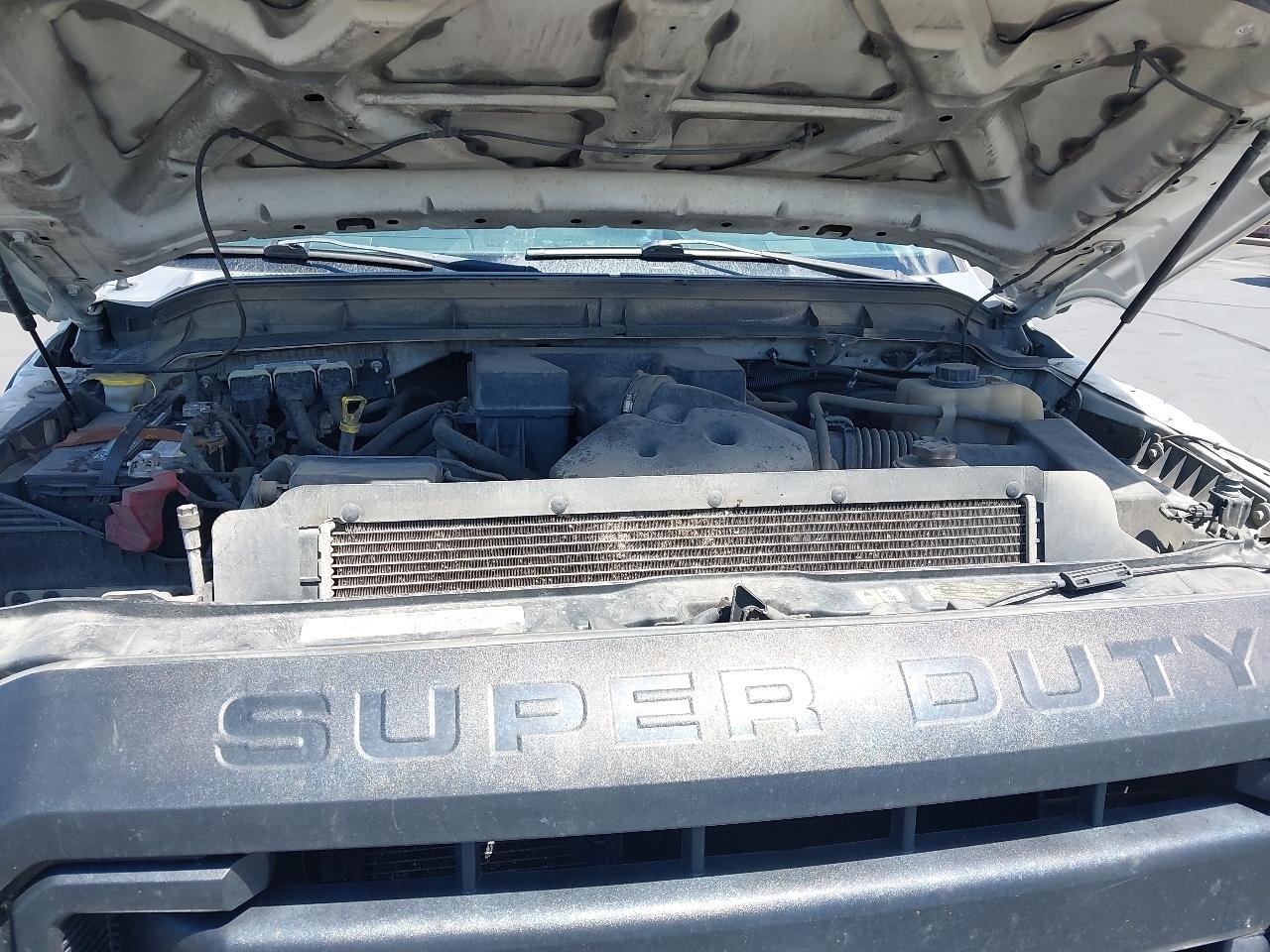 Ford Super Duty F-250 SRW 4WD Reg Cab 137" XLT 2012