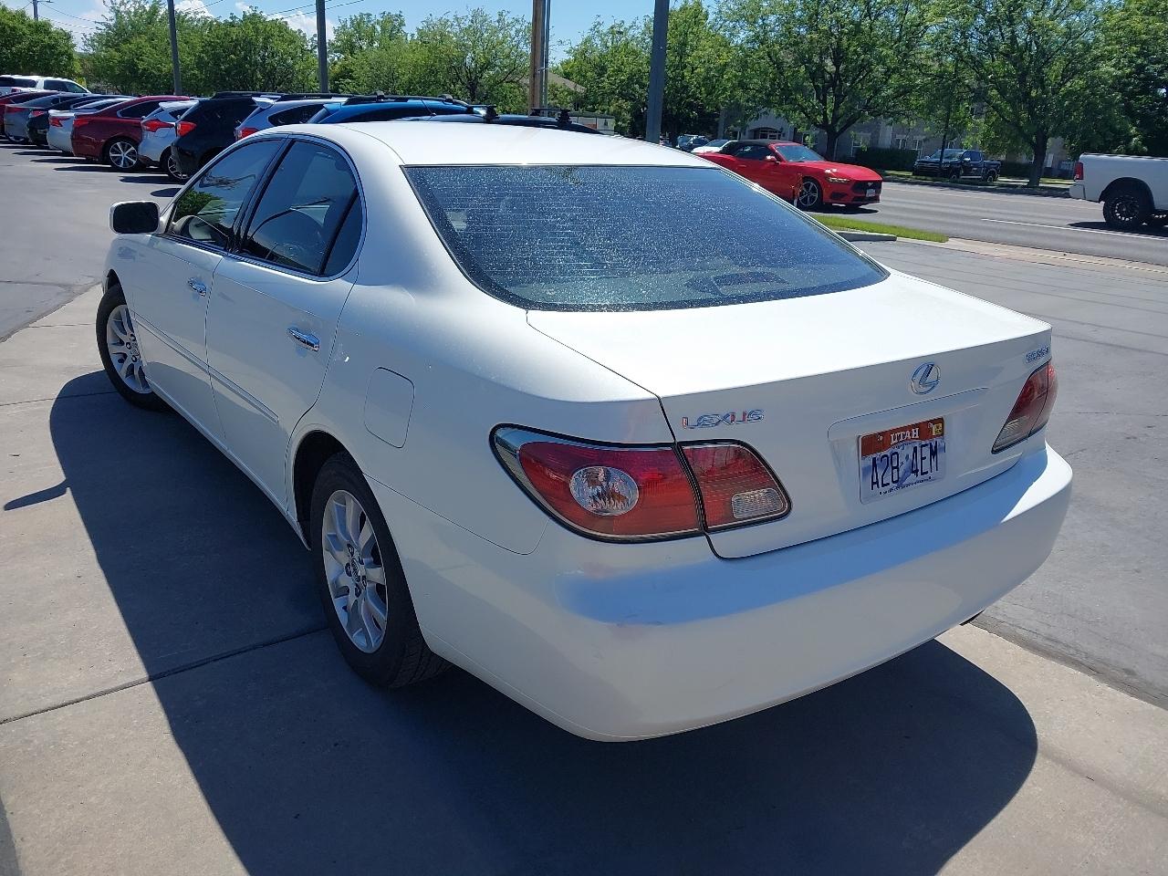 Lexus ES 330 4dr Sdn 2004