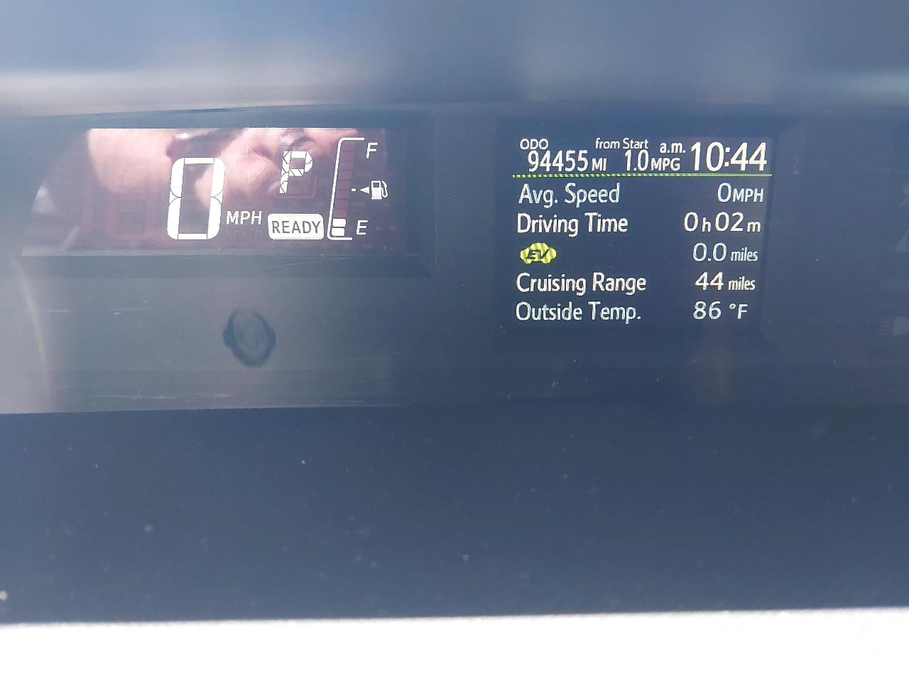 Toyota Prius c 5dr HB Three (Natl) 2015