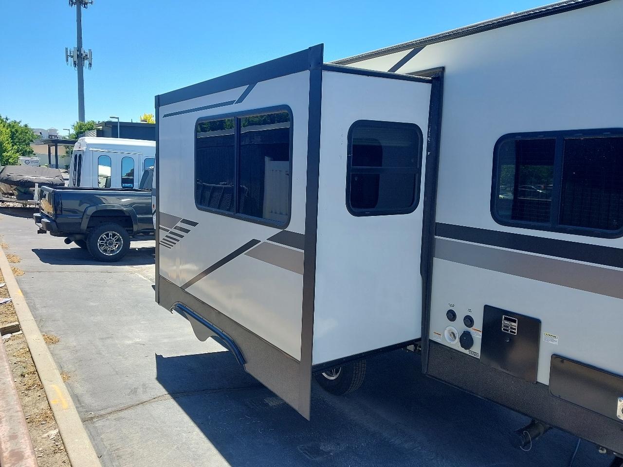 Winnebago Minnie  2021
