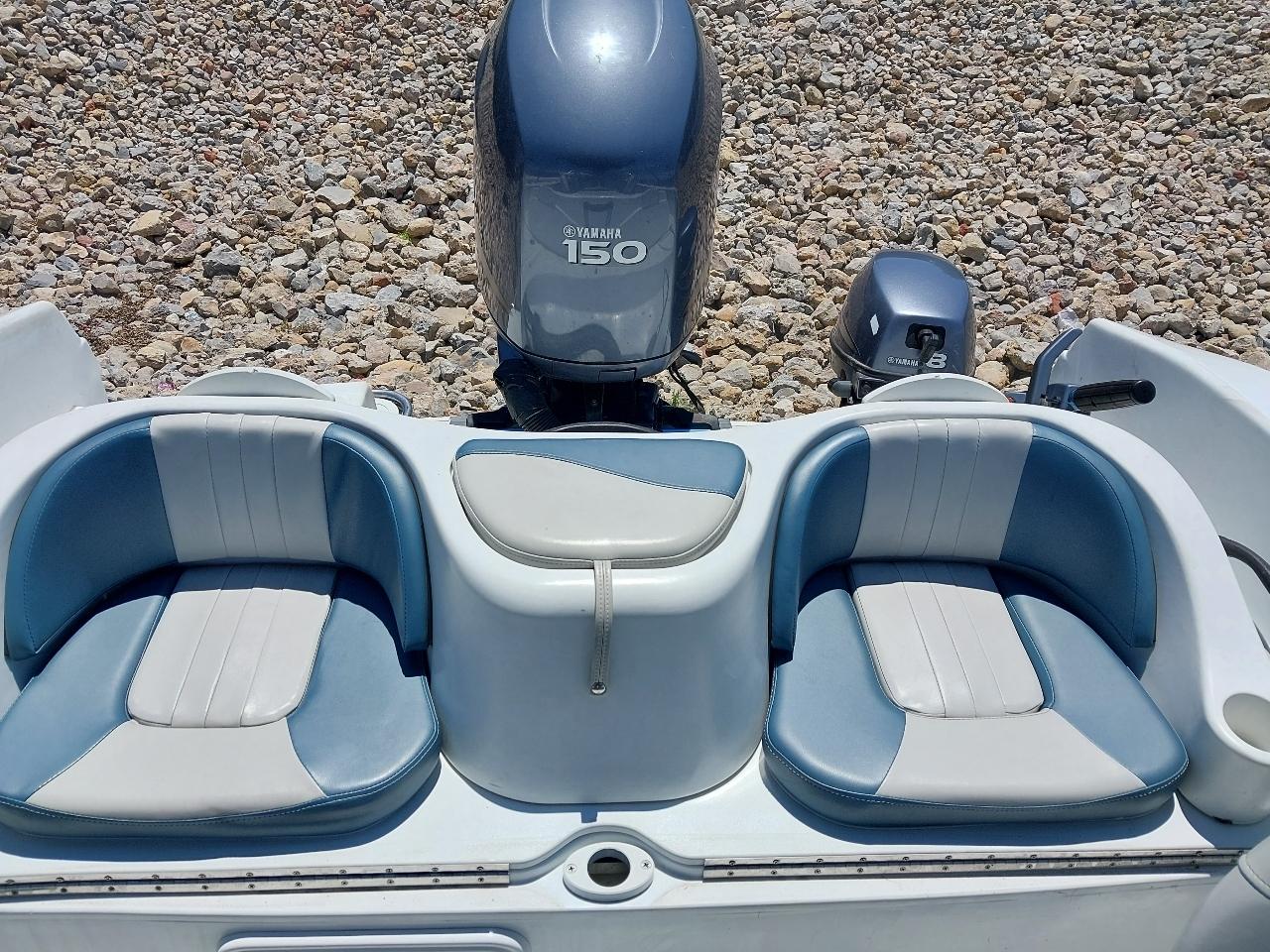 Triumph Ski Boat  2006