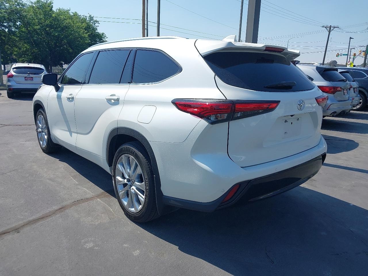 Toyota Highlander Limited AWD (Natl) 2020