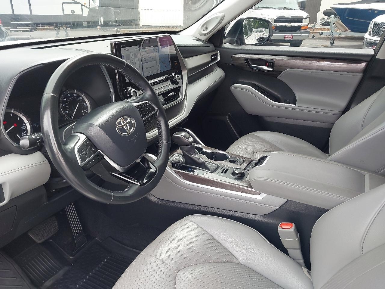 Toyota Highlander Limited AWD (Natl) 2020