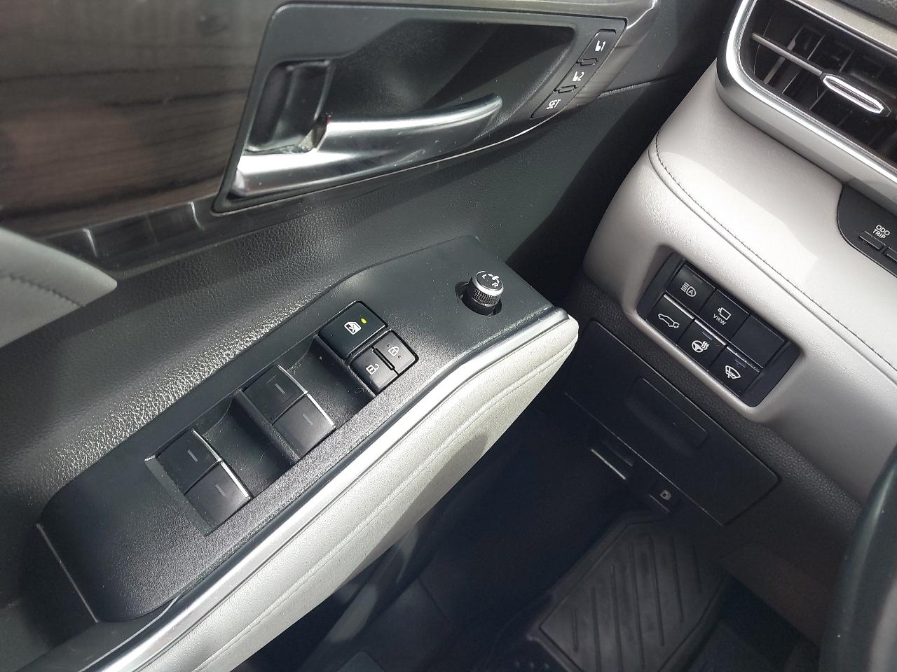 Toyota Highlander Limited AWD (Natl) 2020