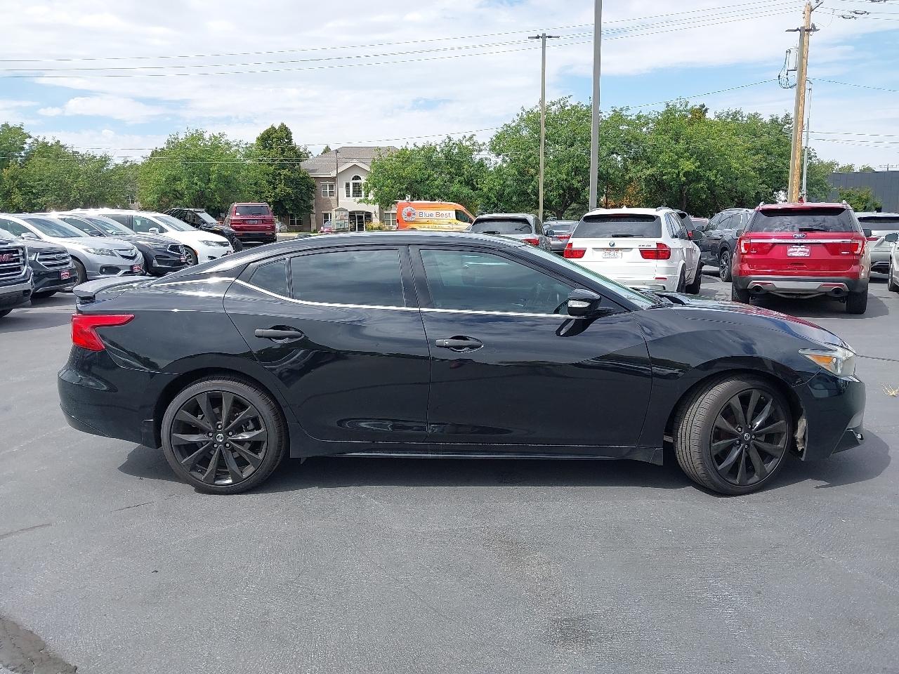Nissan Maxima SR 3.5L 2017