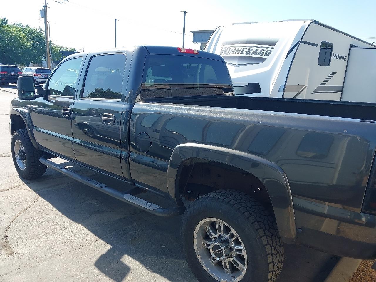 GMC Sierra 2500HD Crew Cab 153" WB 4WD SLT 2005