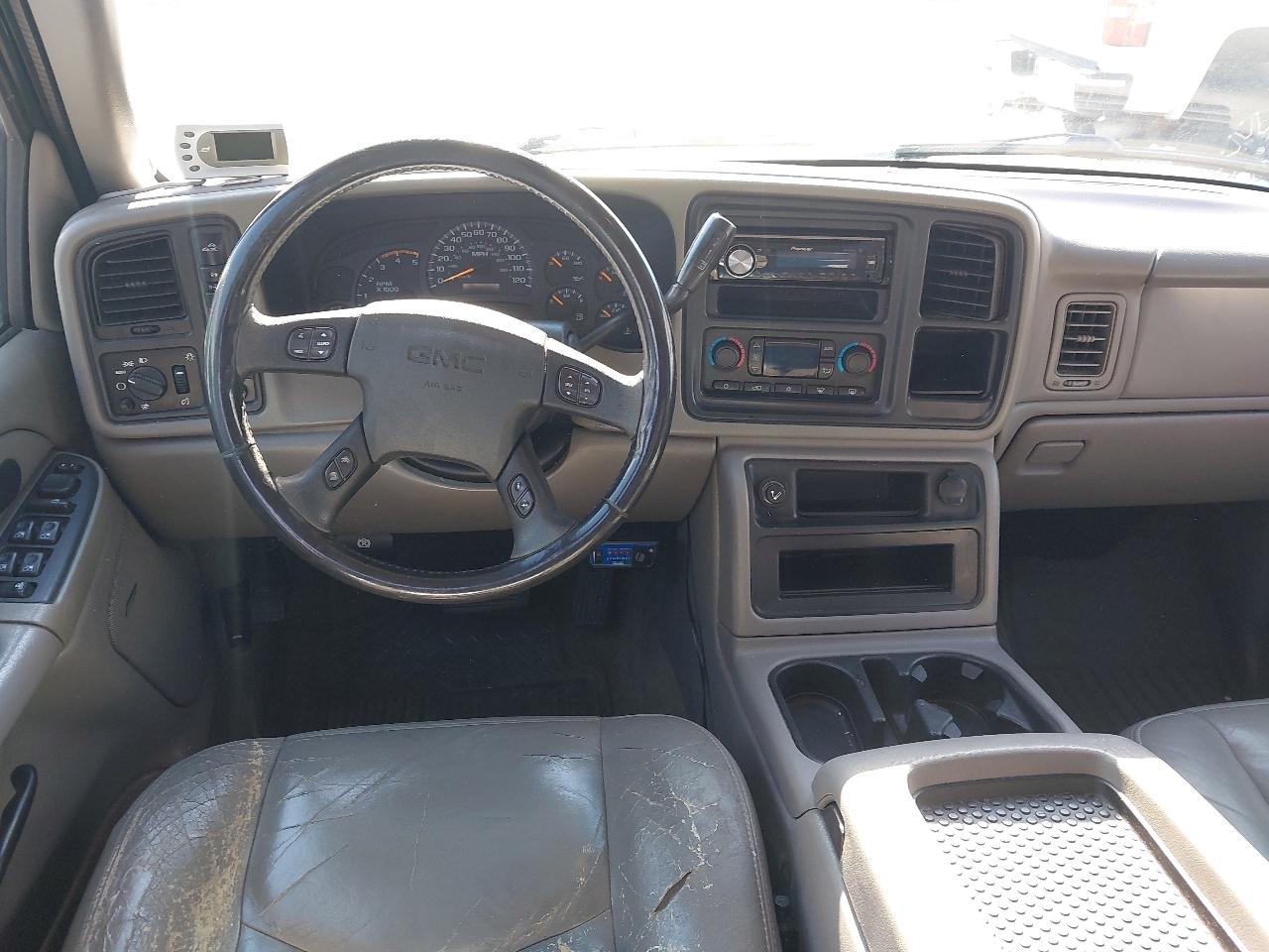 GMC Sierra 2500HD Crew Cab 153" WB 4WD SLT 2005