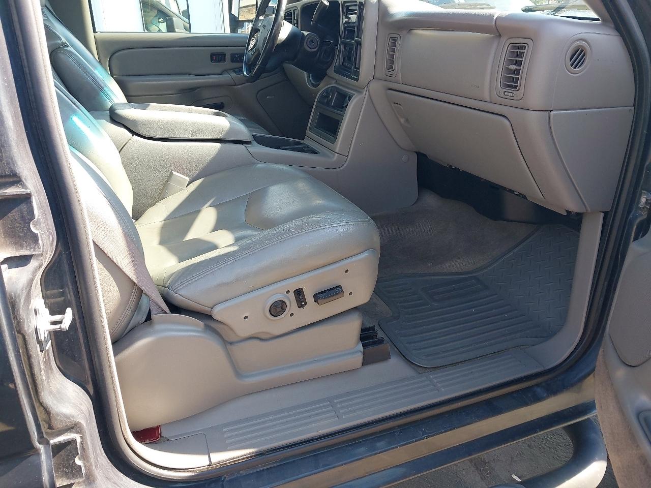 GMC Sierra 2500HD Crew Cab 153" WB 4WD SLT 2005