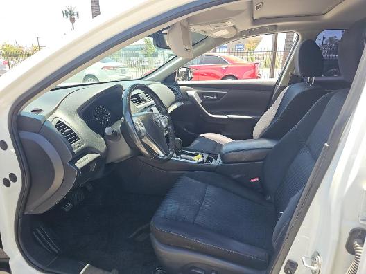 Nissan Altima 4dr Sdn I4 2.5 SV 2016