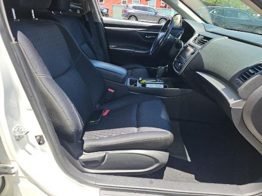 Nissan Altima 4dr Sdn I4 2.5 SV 2016