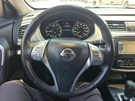 Nissan Altima 4dr Sdn I4 2.5 SV 2016