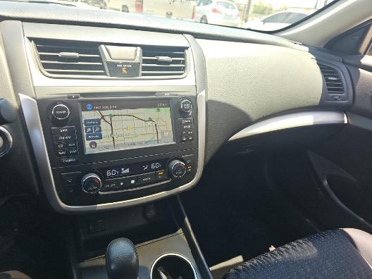Nissan Altima 4dr Sdn I4 2.5 SV 2016