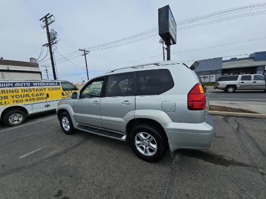 Lexus GX 470 4dr SUV 4WD 2005