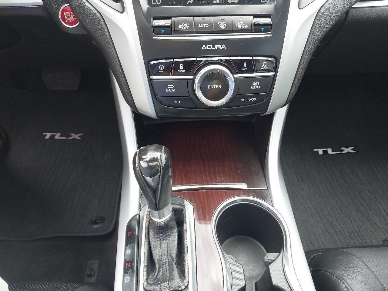 Acura TLX FWD w/Technology Pkg 2017