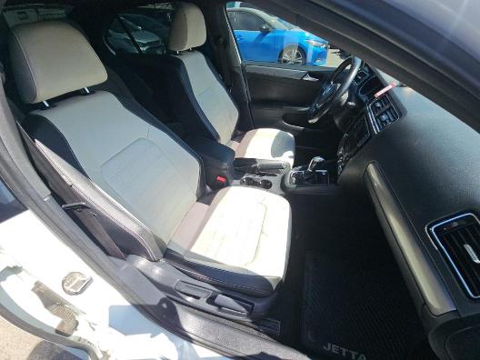 Volkswagen Jetta 1.8T Sport Auto 2017