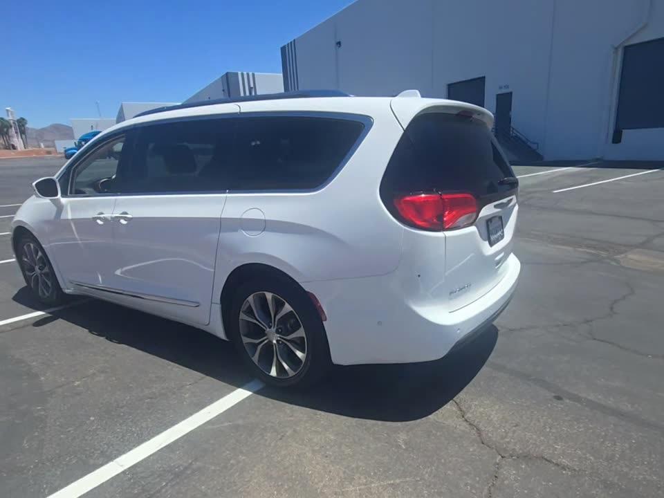 Chrysler Pacifica Limited FWD 2017