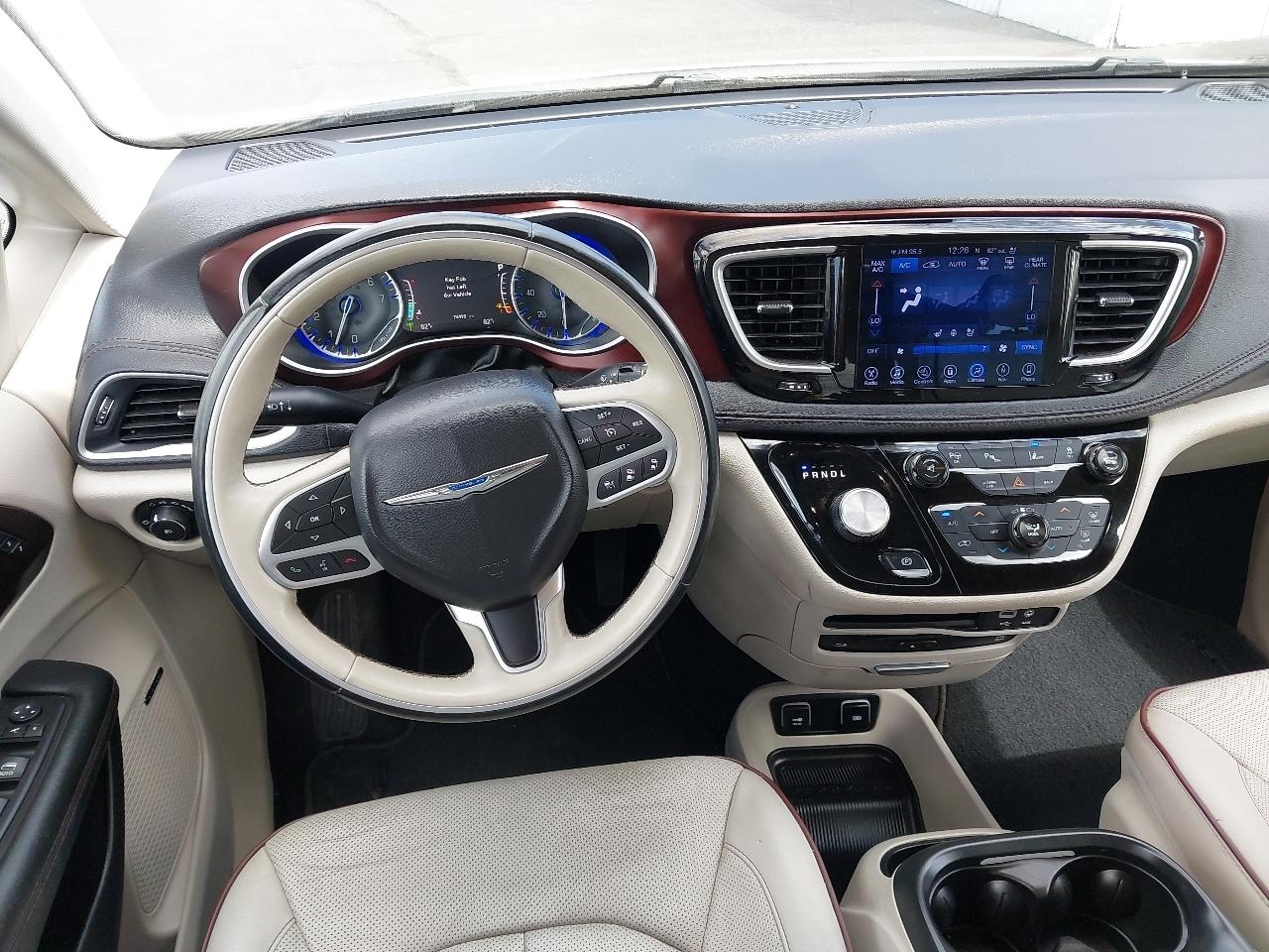 Chrysler Pacifica Limited FWD 2017