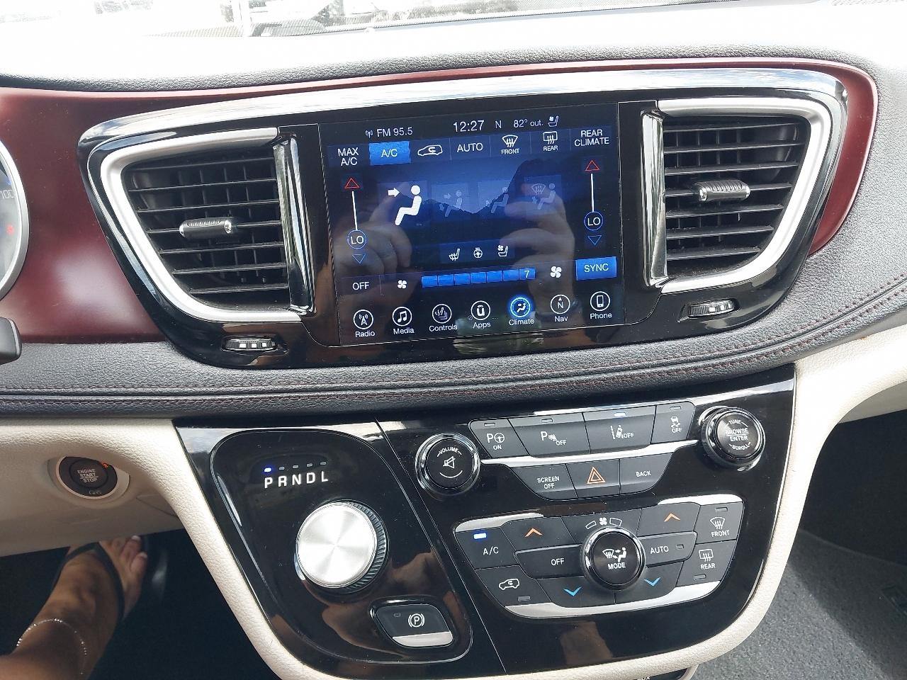 Chrysler Pacifica Limited FWD 2017