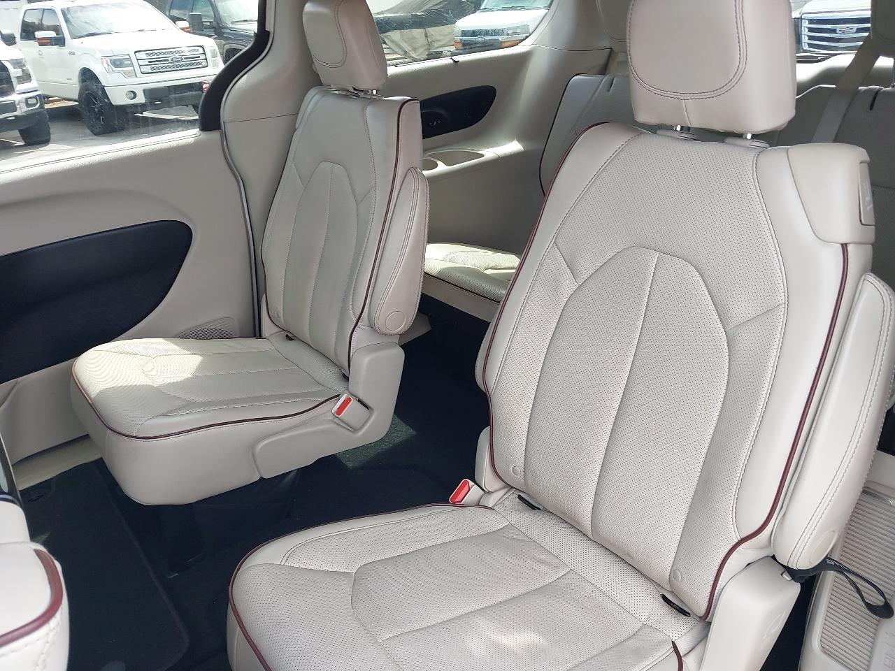 Chrysler Pacifica Limited FWD 2017