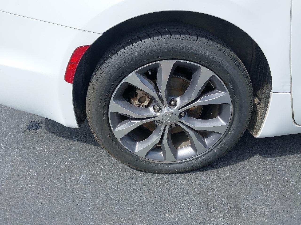 Chrysler Pacifica Limited FWD 2017