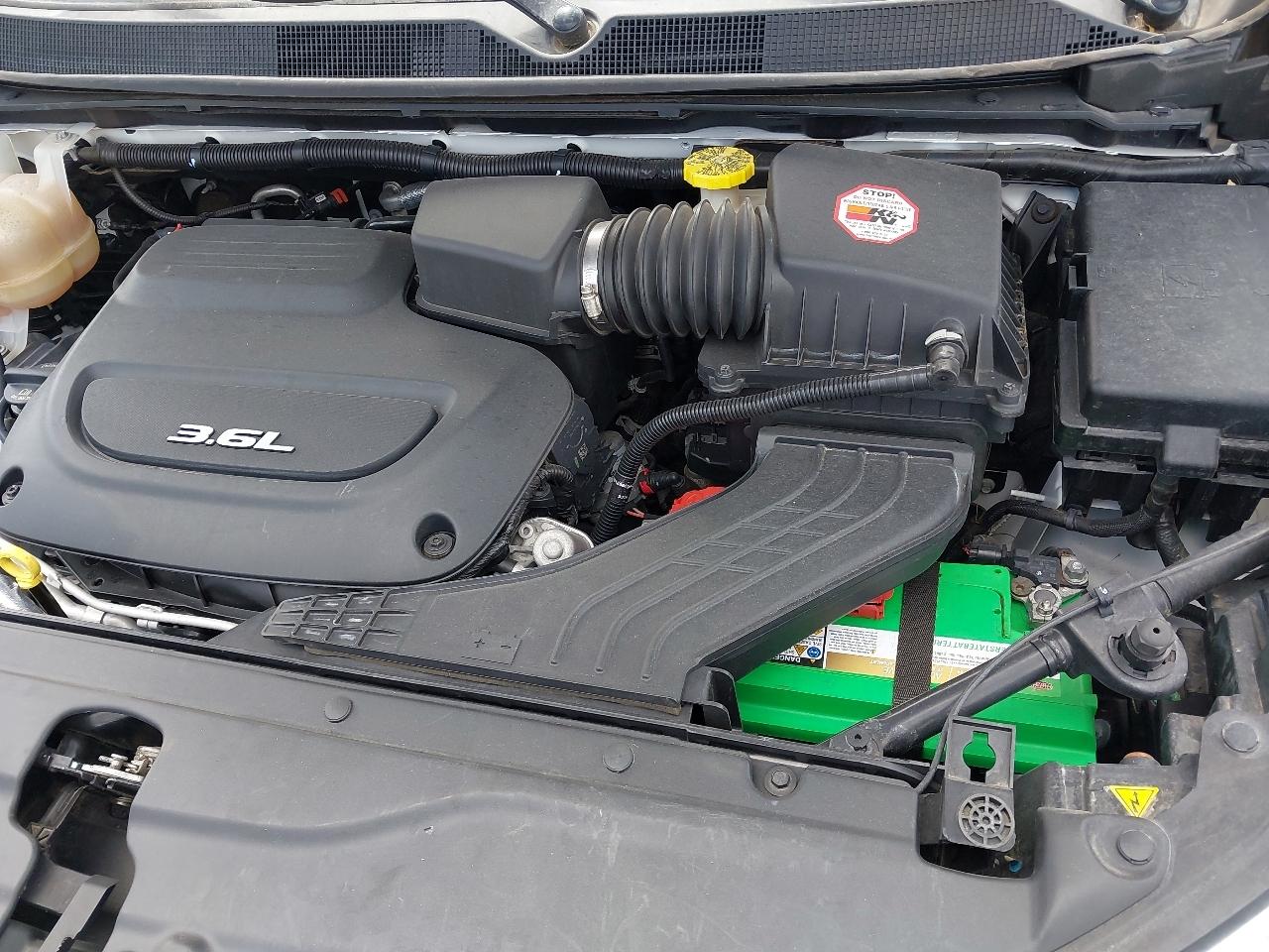 Chrysler Pacifica Limited FWD 2017