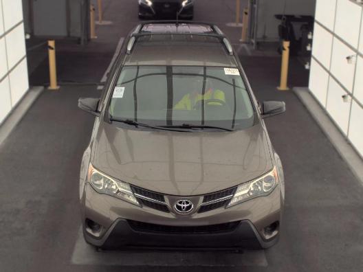 Toyota RAV4 AWD 4dr LE (Natl) 2014