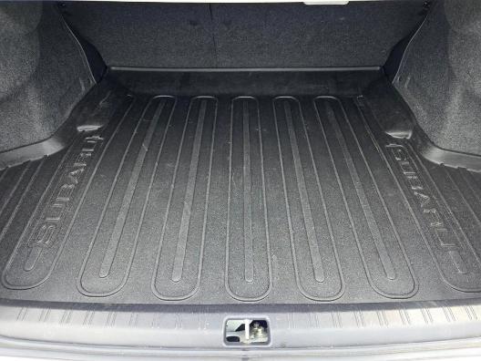 Subaru Impreza Sedan 4dr CVT 2.0i Premium 2015